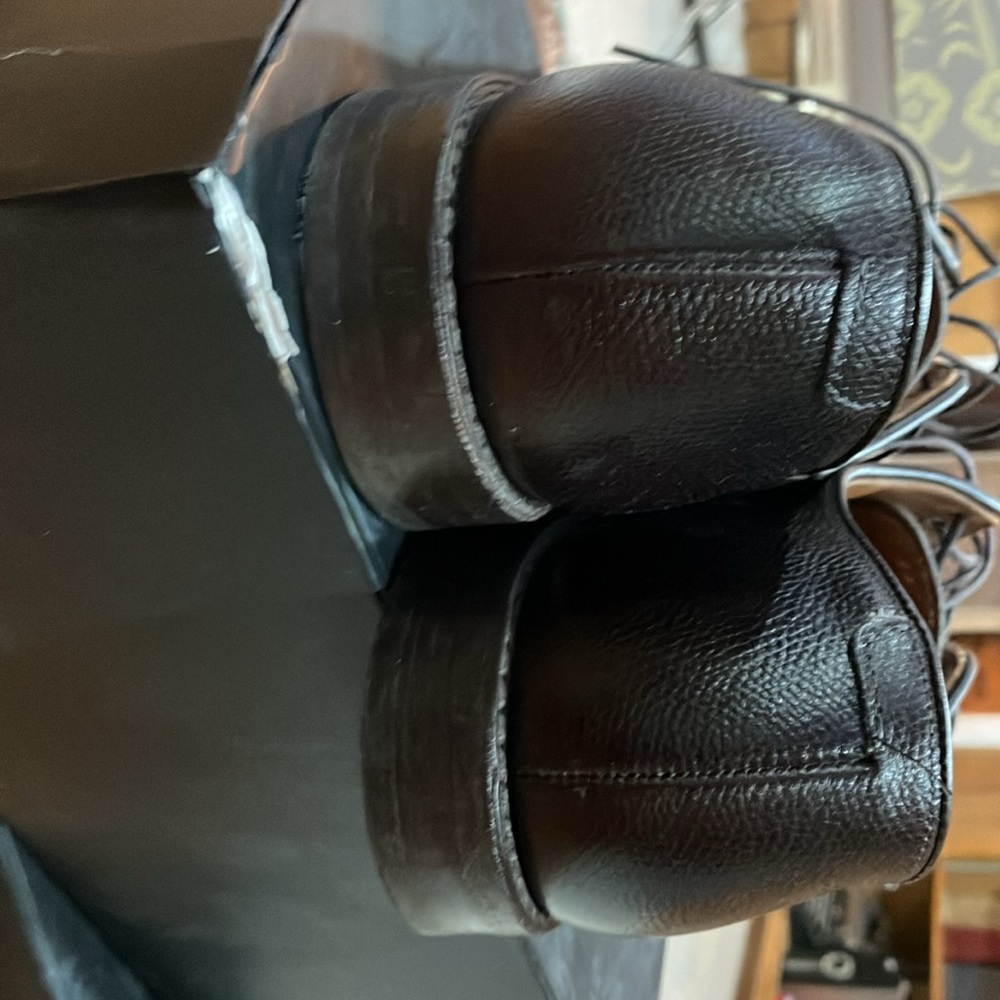 Allen Edmonds, brown pebble grain leather, cap toe, men’s shoes - Picture 5 of 7